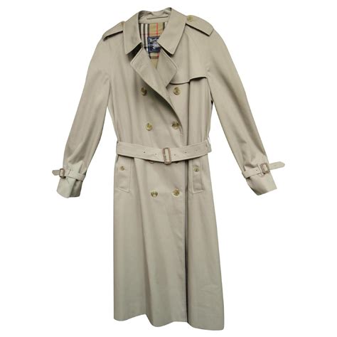 pre owned burberry trench coat|vintage burberry ladies trench coat.